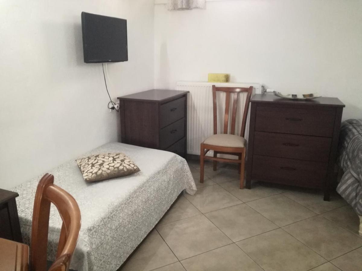 Maria'S Cozy Basement Studio ! Volos Exterior foto